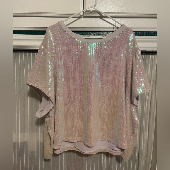 White Iridescent Sequins Crop Tee - Picture 1 of 4